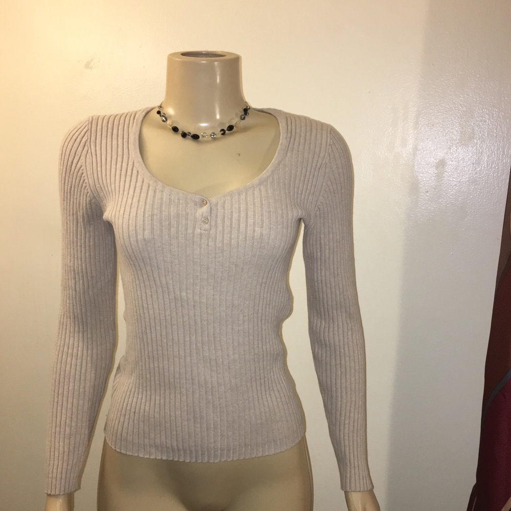 Gap sweatshirt - Picture 2 of 3